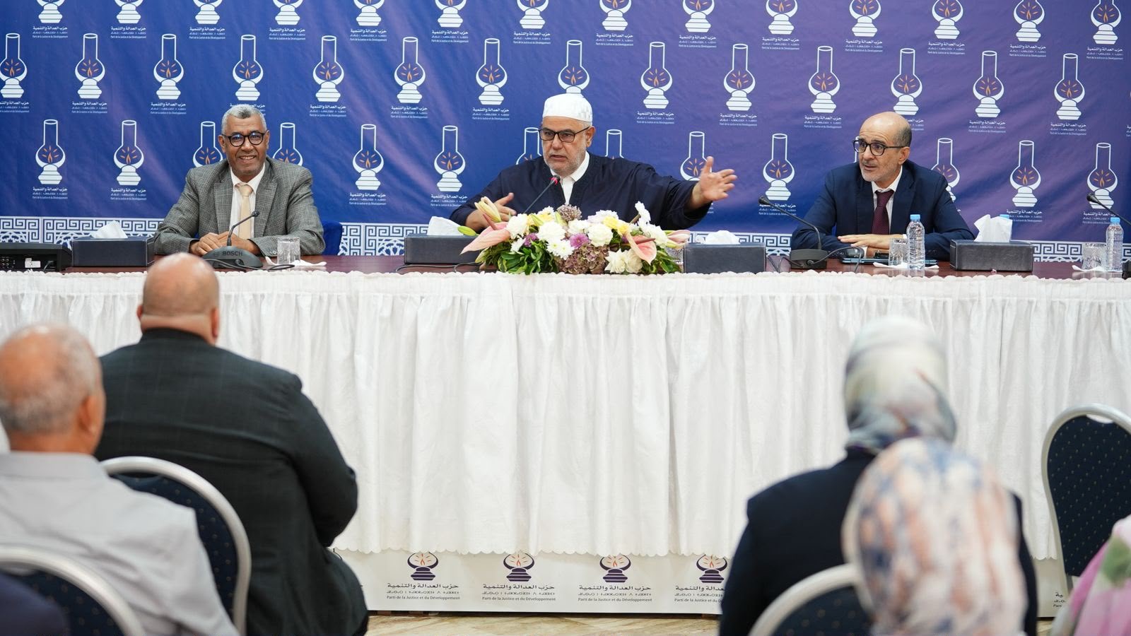 البيجيدي يختار الأزمي لرئاسة فريقه ويرشح بوانو لنيابة رئيس النواب