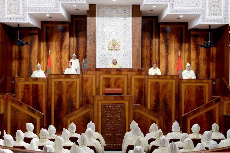 الملك:اعتزازي بمغربيتي لا تزيده السنوات إلا قوة ورسوخاً الملك:اعتزازي بمغربيتي لا تزيده السنوات إلا قوة ورسوخاً